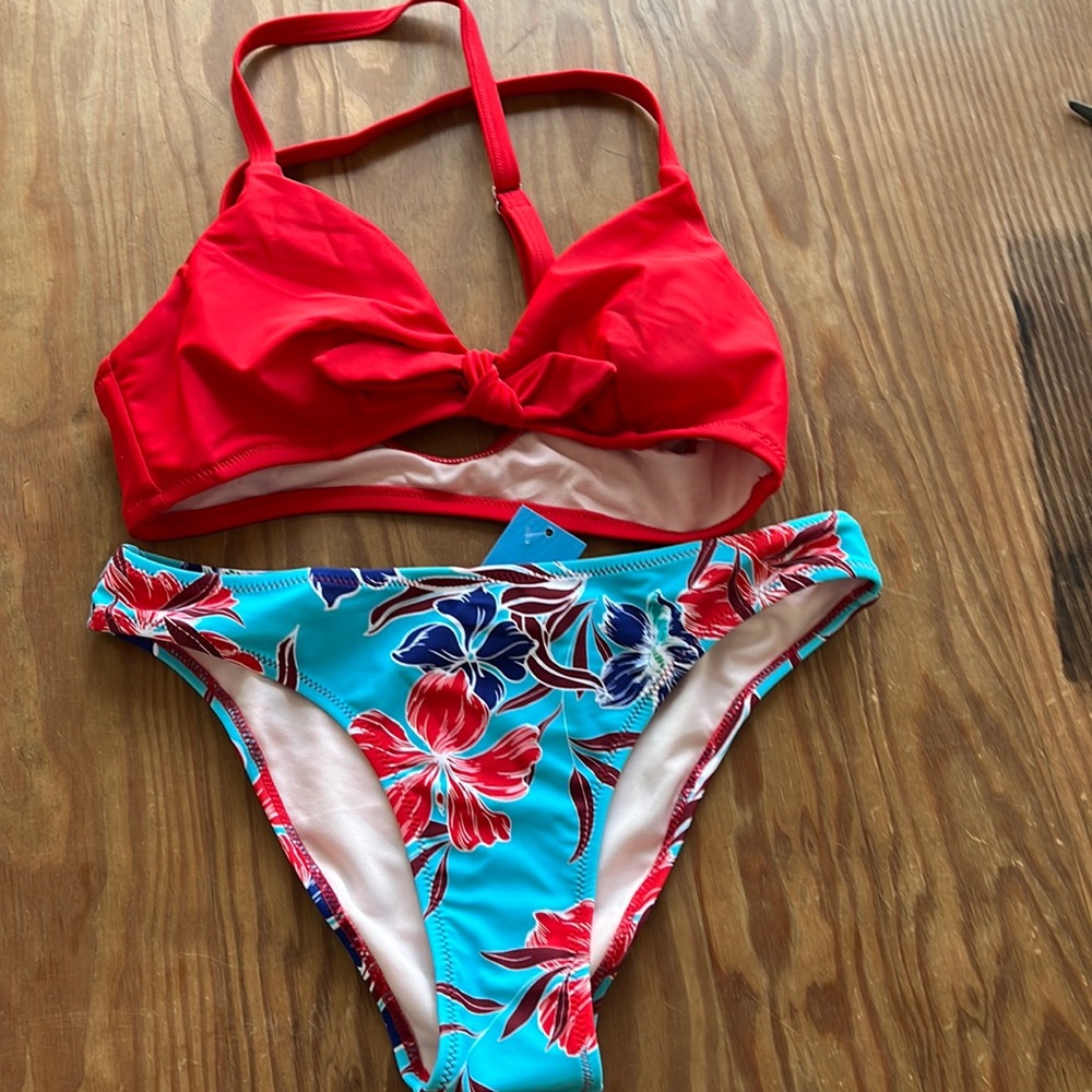 Cupshe Bikini (s) NWT